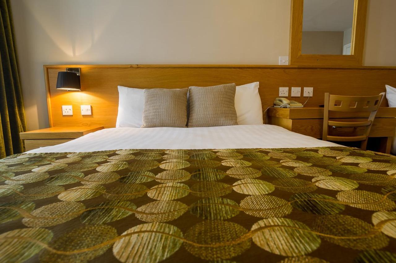 The Carraig Hotel Carrick-on-Suir Extérieur photo