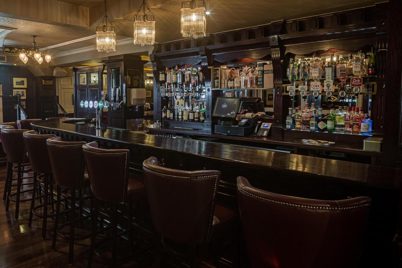 The Carraig Hotel Carrick-on-Suir Extérieur photo