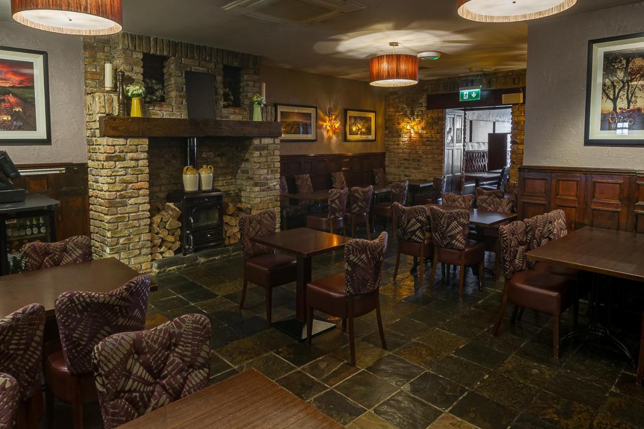 The Carraig Hotel Carrick-on-Suir Extérieur photo