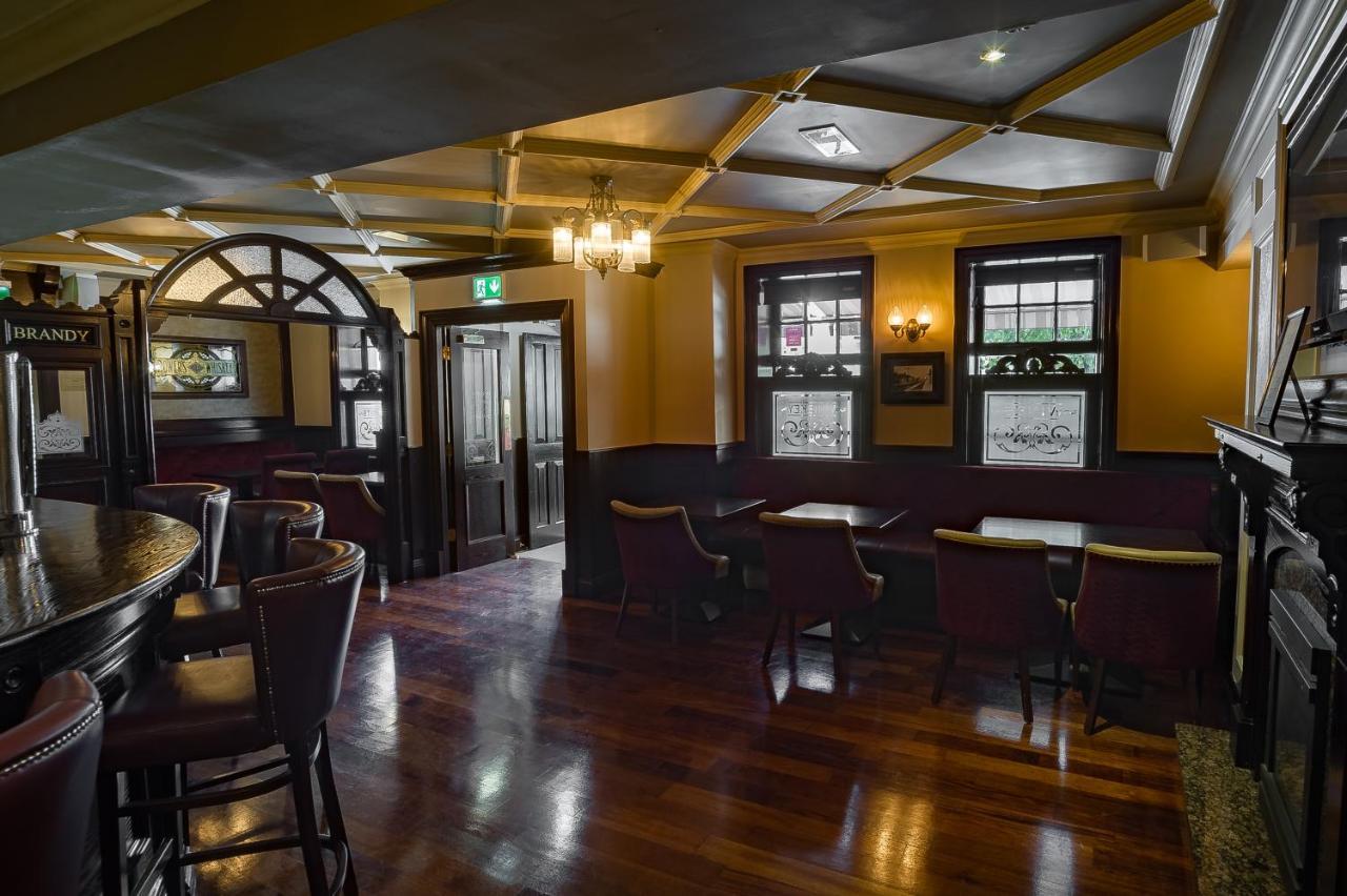 The Carraig Hotel Carrick-on-Suir Extérieur photo