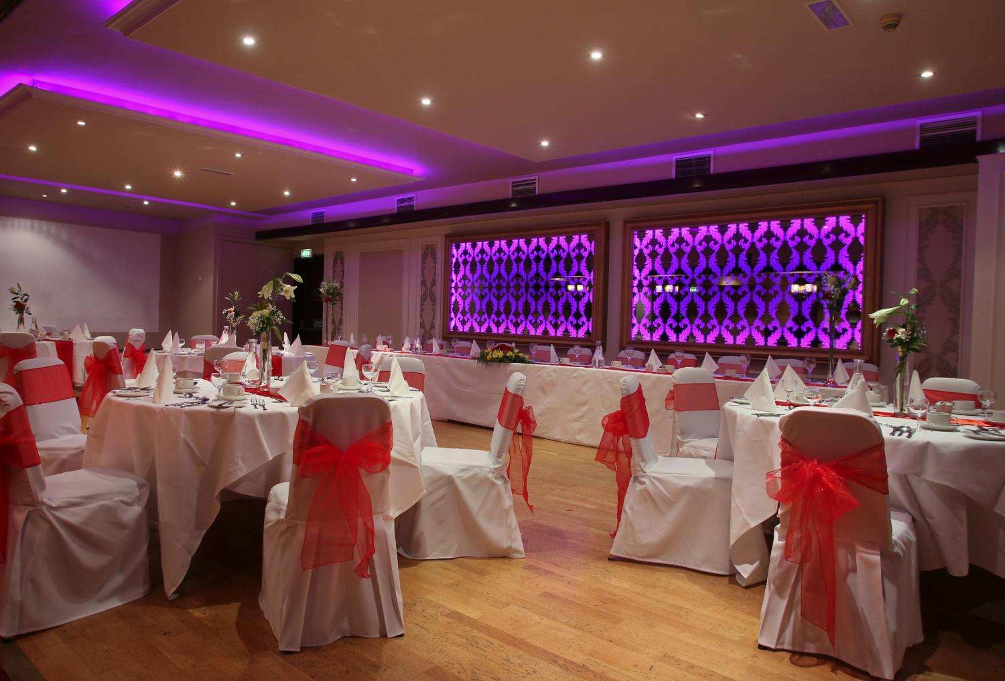 The Carraig Hotel Carrick-on-Suir Extérieur photo