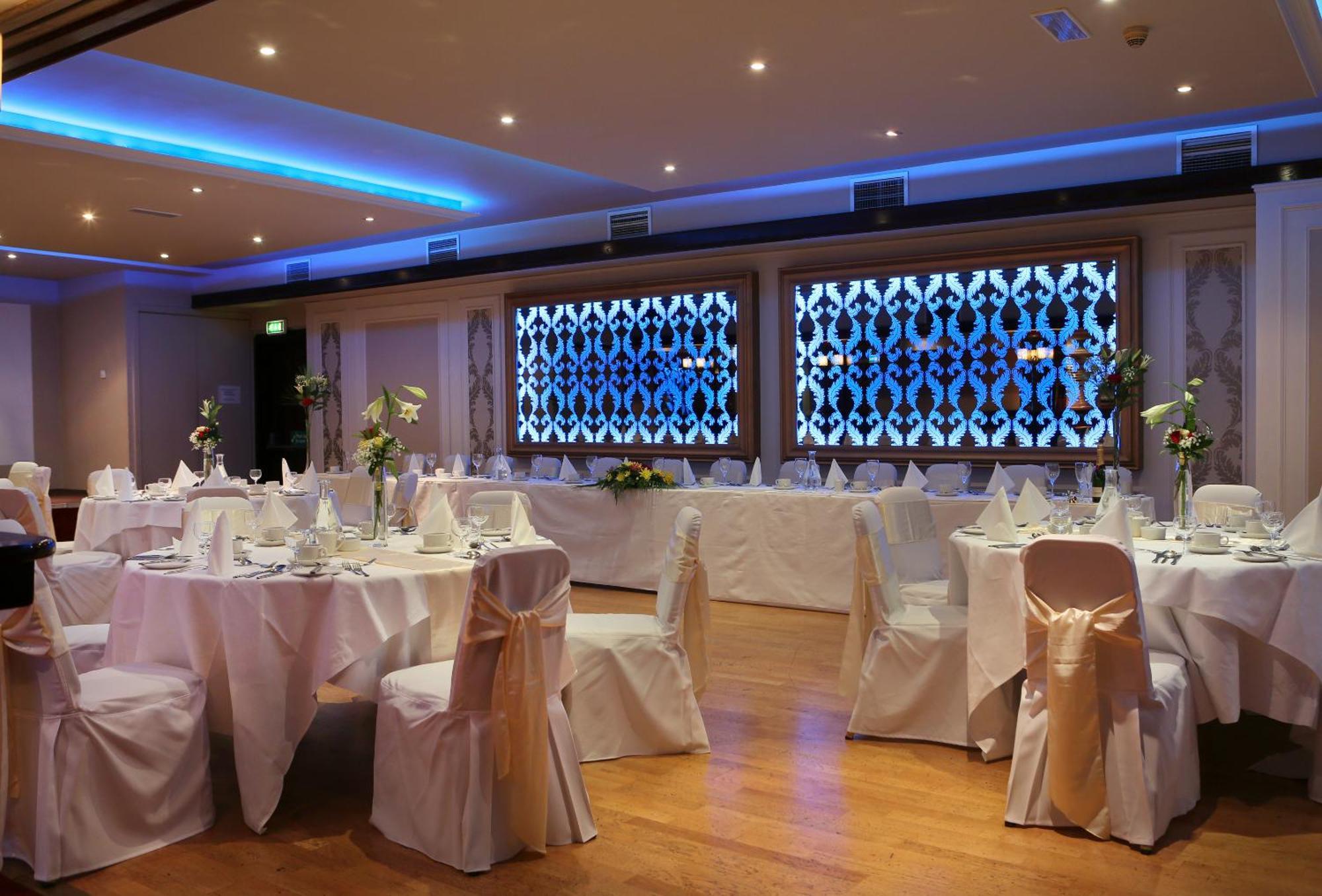 The Carraig Hotel Carrick-on-Suir Extérieur photo